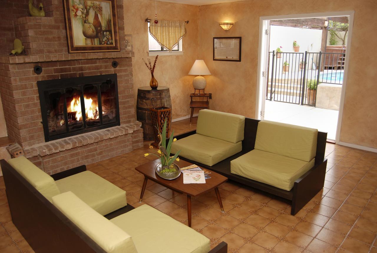 Lakehouse Bed And Breakfast Canyon Lake Buitenkant foto
